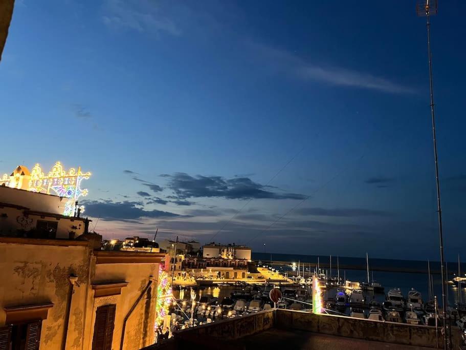 Palazzo Lamantea Boutique Rooms Bisceglie Exteriér fotografie