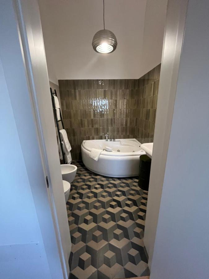 Palazzo Lamantea Boutique Rooms Bisceglie Exteriér fotografie